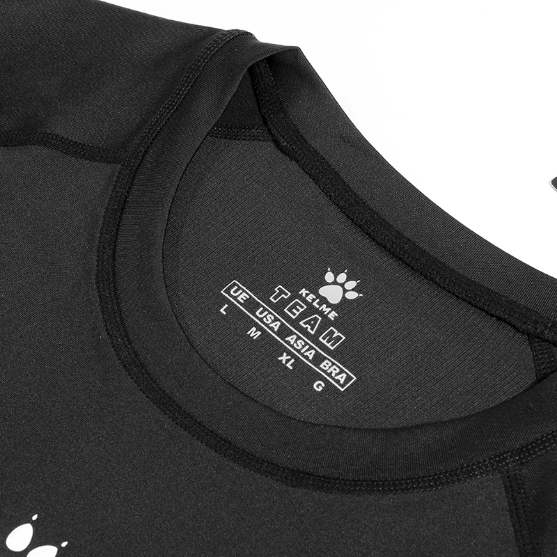 Kelme erkek Açık koşu tişörtü  - Yoga Fitness Gear incelemesi ve fiyatı